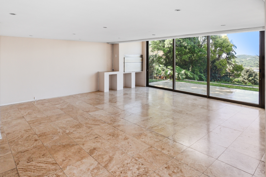 4 Bedroom Property for Sale in Beacon Bay Eastern Cape